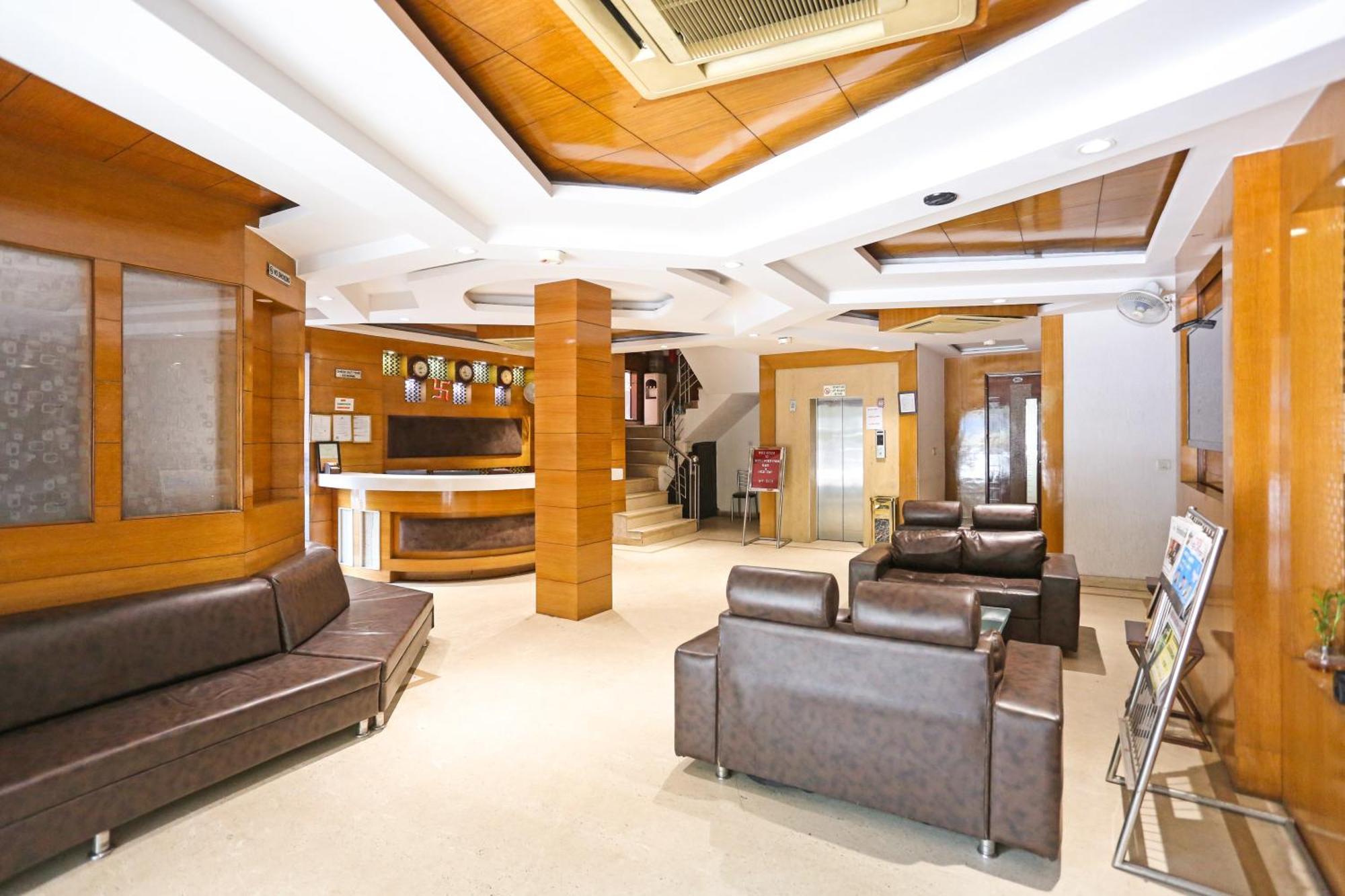 Hotel Silky Palace Near Igi Airportt Нью-Дели Экстерьер фото
